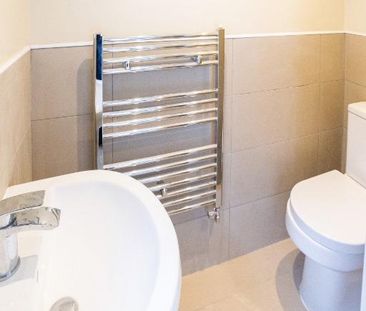 1 bedroom flat to rent - Photo 6