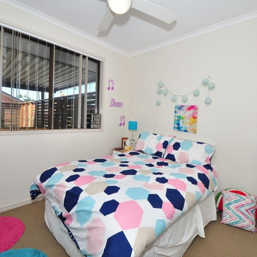 Renovated 3 Bedroom Duplex in Pottsville Waters - Photo 1
