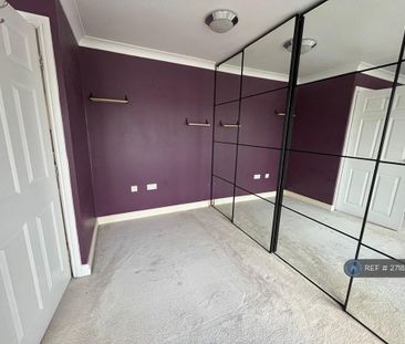 4 bedroom terraced house to rent - Photo 5