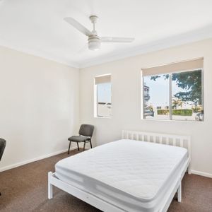 Furnished Room for Rent includes Electricity, Water and Wifi Internet. - Photo 3