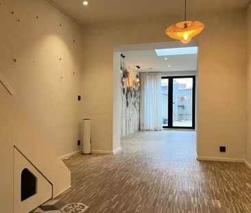 Instapklare stadswoning met garagebox op rustige locatie te centrum... - Photo 3