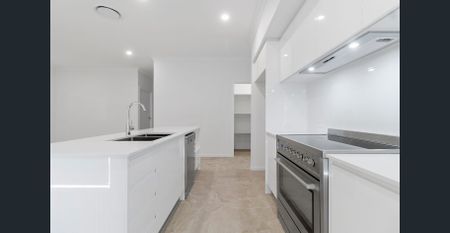 Brand New Stylish 4 Bedroom Home in Walloon! - Photo 5