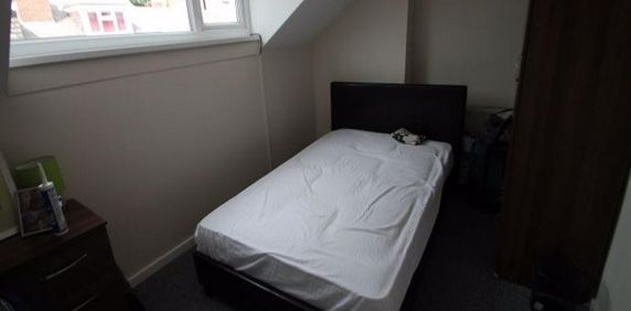 2 bedroom house to rent - Photo 2