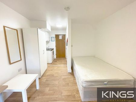 Studio to rent - Photo 3