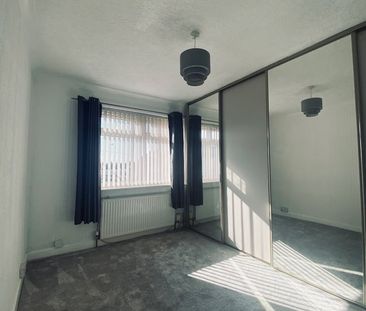 3 Bed Semi-Detached House, Brian Place, LS15 - Photo 5