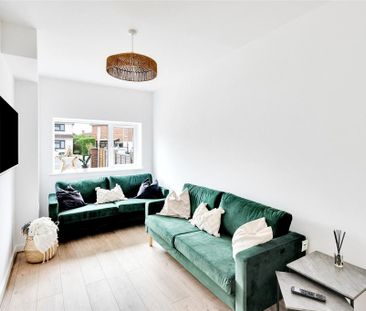 7 bedroom semi-detached house to rent - Photo 1