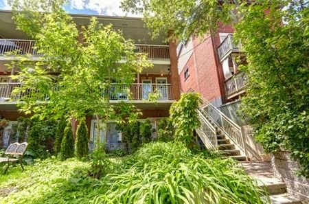 For Lease - 222 Kenilworth Avenue Unit# B, Toronto, Ontario - Photo 3