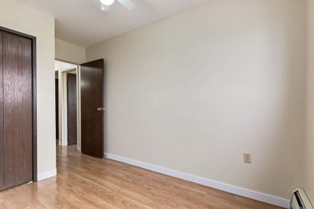 Classic Suite - 1 Bedroom - Photo 4