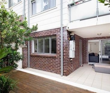 Brookvale, 9/26-28 Shackel Avenue - Photo 1