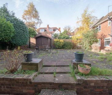 2 bedroom maisonette to rent - Photo 4