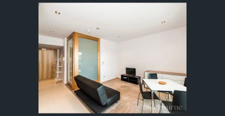 FULLY FURNISHED ONE BEDROOM APARTMENT - Photo 4