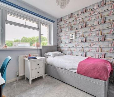 3 bedroom semi-detached house to rent - Photo 3