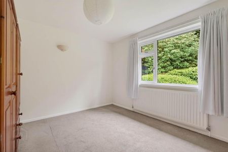 20 Strathleven Park, Holywood, BT18 0NJ - Photo 4
