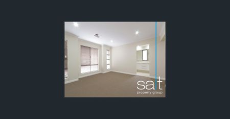 SPACIOUS HOME IN FANTASTIC LOCATION! - Photo 3