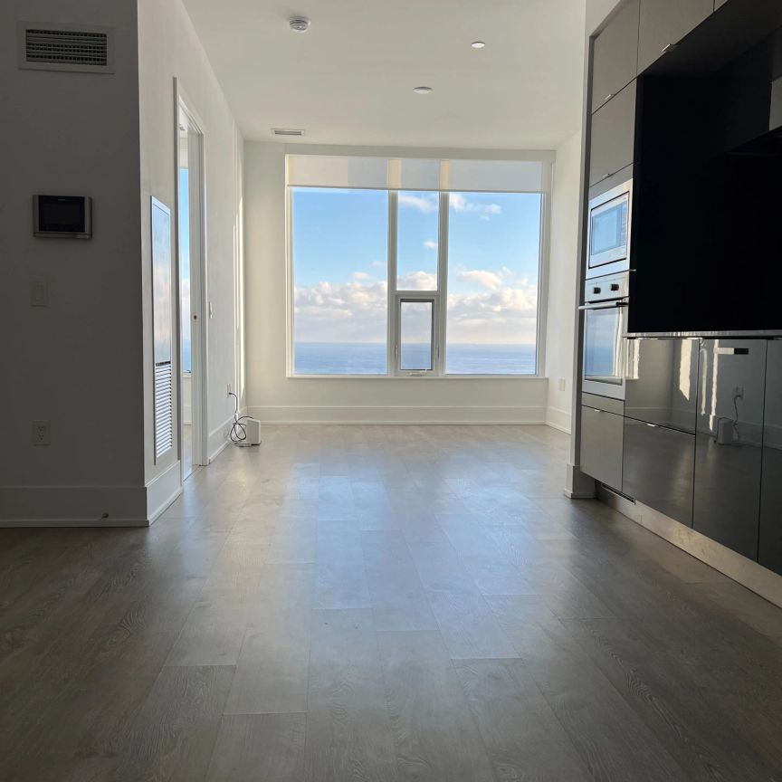 10 York Street #5609 - Photo 1