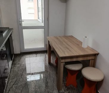 Apartament 2 camere de inchiriat, in zona centrala - Fotografie 1