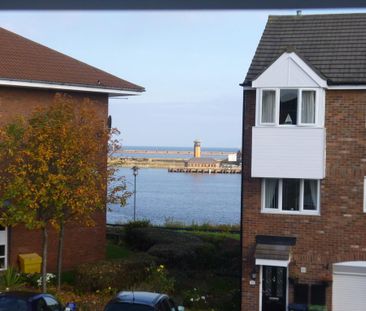 2 bedroom semi-detached house to rent - Photo 6