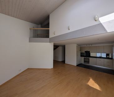 4.5-Zimmer-Maisonettewohnung mit Galerie und Balkon in Ziefen - Photo 2