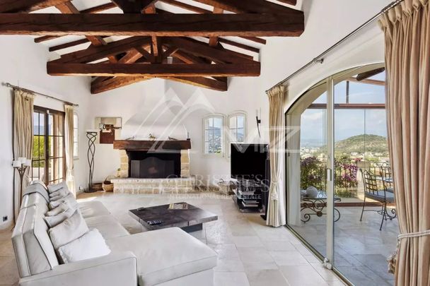 Théoule-sur-Mer - Villa de style néo-provençal - Photo 1