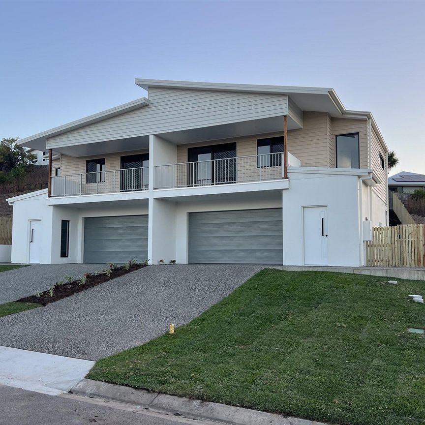 74A Hillock Crescent BUSHLAND BEACH - Photo 1