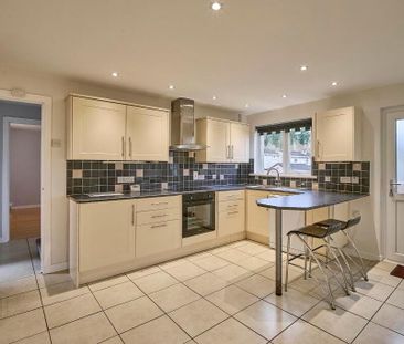 68 Ballynoe Gardens, Bangor, BT19 1SA - Photo 5