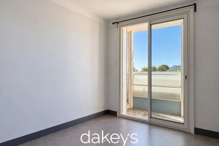 LOCATION APPARTEMENT LA CIOTAT - Photo 5