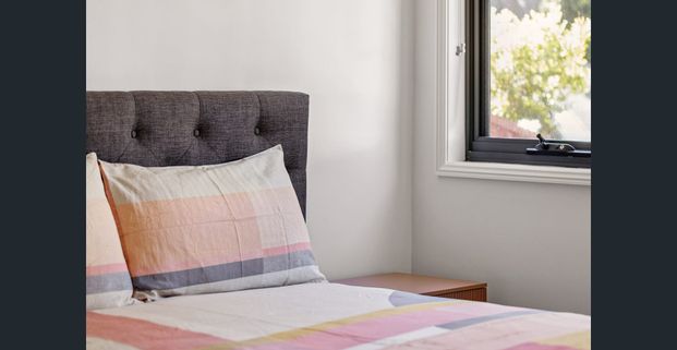 Contemporary Family Haven Backing Onto Tempe Reserve - Photo 1