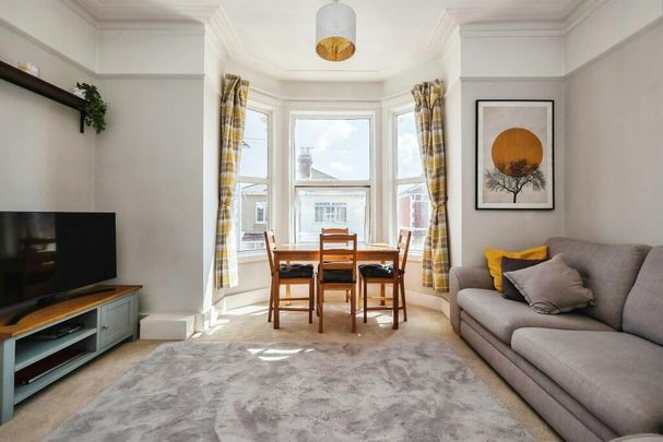 Beresford Road, Portsmouth - Photo 1