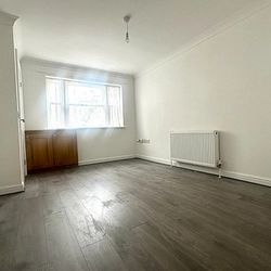 Park Place, Margate, CT9 1LE, Kent - Photo 1