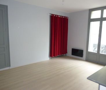 Location Appartement 1 pièce 42m² TOURS 37000 - Photo 4