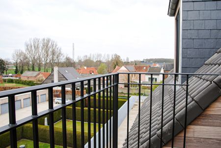 Luxueus recent nieuwbouwappartement met 2 slpks, terras en garage. - Foto 2