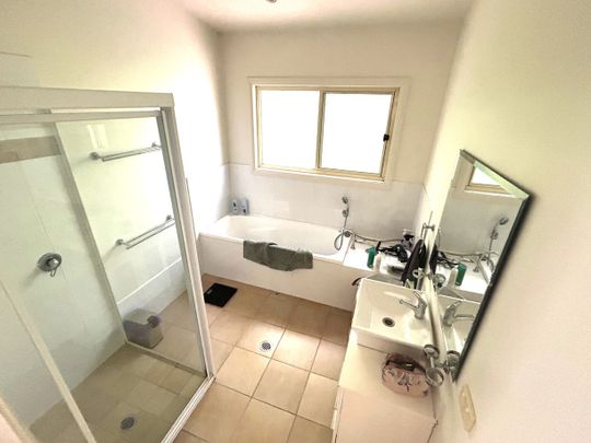 Spacious home surrounded by a leafy oasis with water views - Photo 1