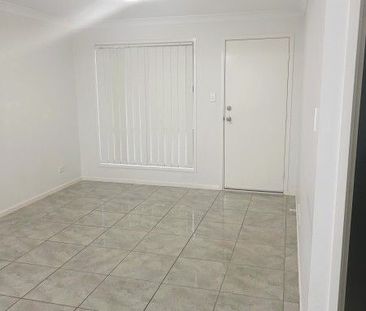 Well appointed townhouse - Photo 1