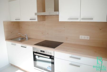 Sonnendurchflutete 3-Zimmer-Wohnung in top Lage mit Balkon! - Foto 3