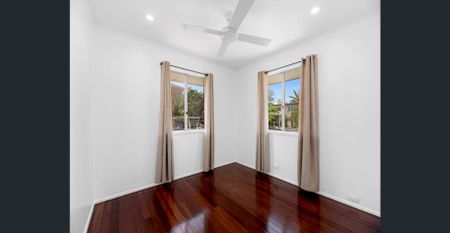 Large Family home in Chermside West!! - Photo 2