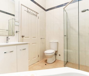 Available Now | Spacious family home near Strathfield Park - Photo 6