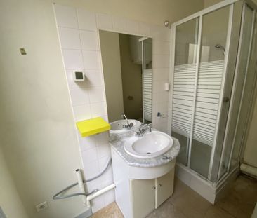 CENTRE HISTORIQUE - T1 - 31.72M² - Photo 4