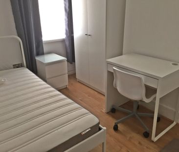 Tewkesbury Street, Cathays, Cardiff - Photo 5