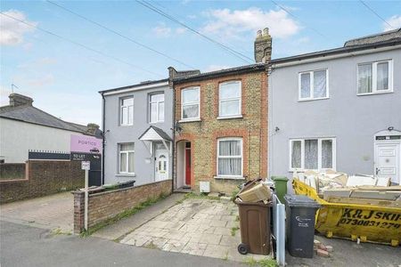 Ethel Cottages, Padnall Road, Romford, RM6 - Photo 3