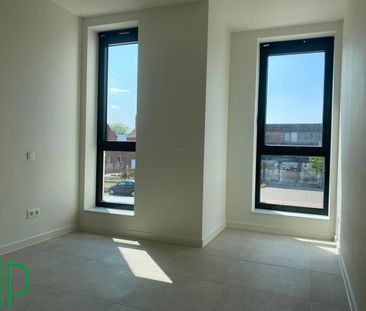 Modern appartement met 2 slaapkamers, terras, kelderberging en autostaanplaats nabij het centrum van Dessel. - Foto 6