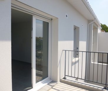 Location Appartement 2 pièces 37m² ST ANDRE DE CUBZAC 33240 - Photo 3