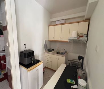 Studio/Γκαρσονιέρα για ενοικίαση Ρήγα Φεραίου (Νεάπολη) - Photo 6