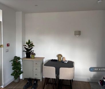 1 bedroom maisonette to rent - Photo 3