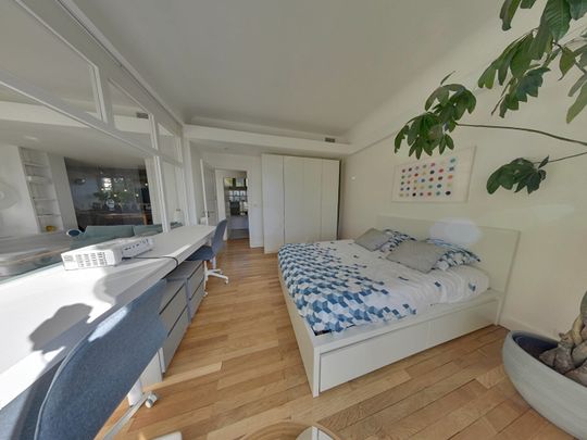 Situation privilégiée face aux Pyrénées en Hyper Centre pour ce sublime T3 meublé tout équipé avec balcons et parking privé sécurisé, - Photo 1