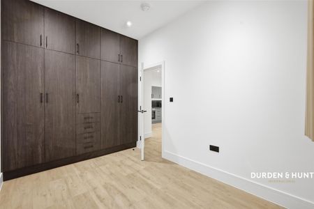 St. Johns Street, Colchester - Photo 2