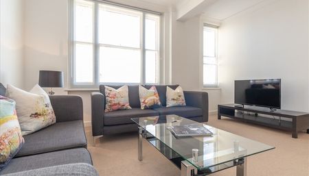 Hill Street, Mayfair, W1J 5LZ, London - Photo 2