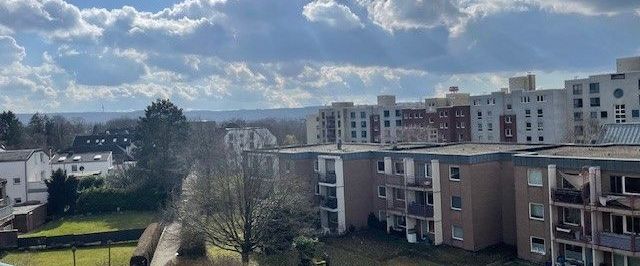 Dachgeschoss-Wohnung mit Balkon, Nähe Klinkum / Campus Melaten - Foto 1