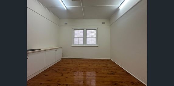 8 Park Rd., Hurstville, NSW 2220 - Photo 2