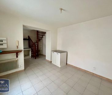 Location Appartement 2 pièces 34m² LESCURE D ALBIGEOIS 81380 - Photo 1