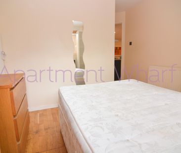 Edwin Street, E16 1QA, London - Photo 4